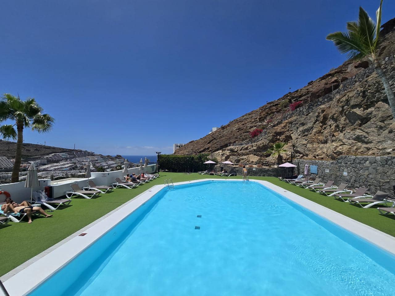 1 bedroom Flat for rent in Puerto Rico with pool - € 1,200 (Ref: 9854502)
