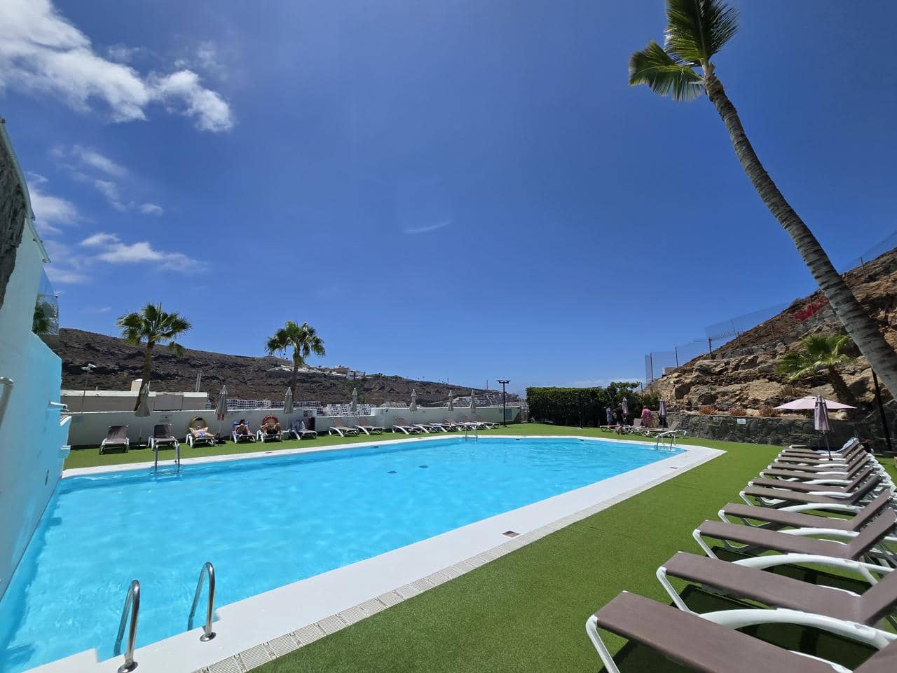 1 bedroom Flat for rent in Puerto Rico with pool - € 1,200 (Ref: 9854502)