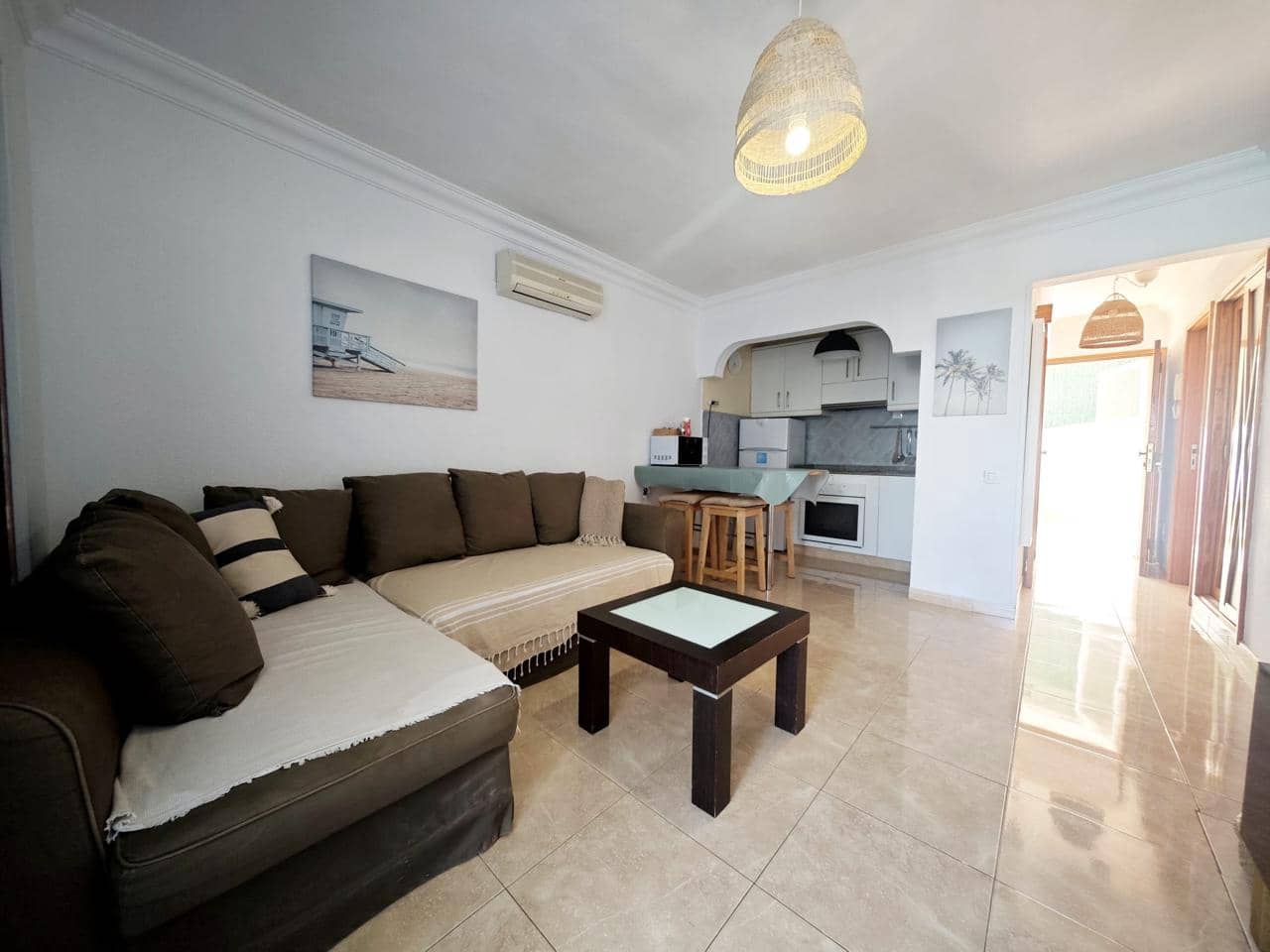2 slaapkamer Flat te huur in San Agustin met zwembad - € 1.300 (Ref: 9858619)