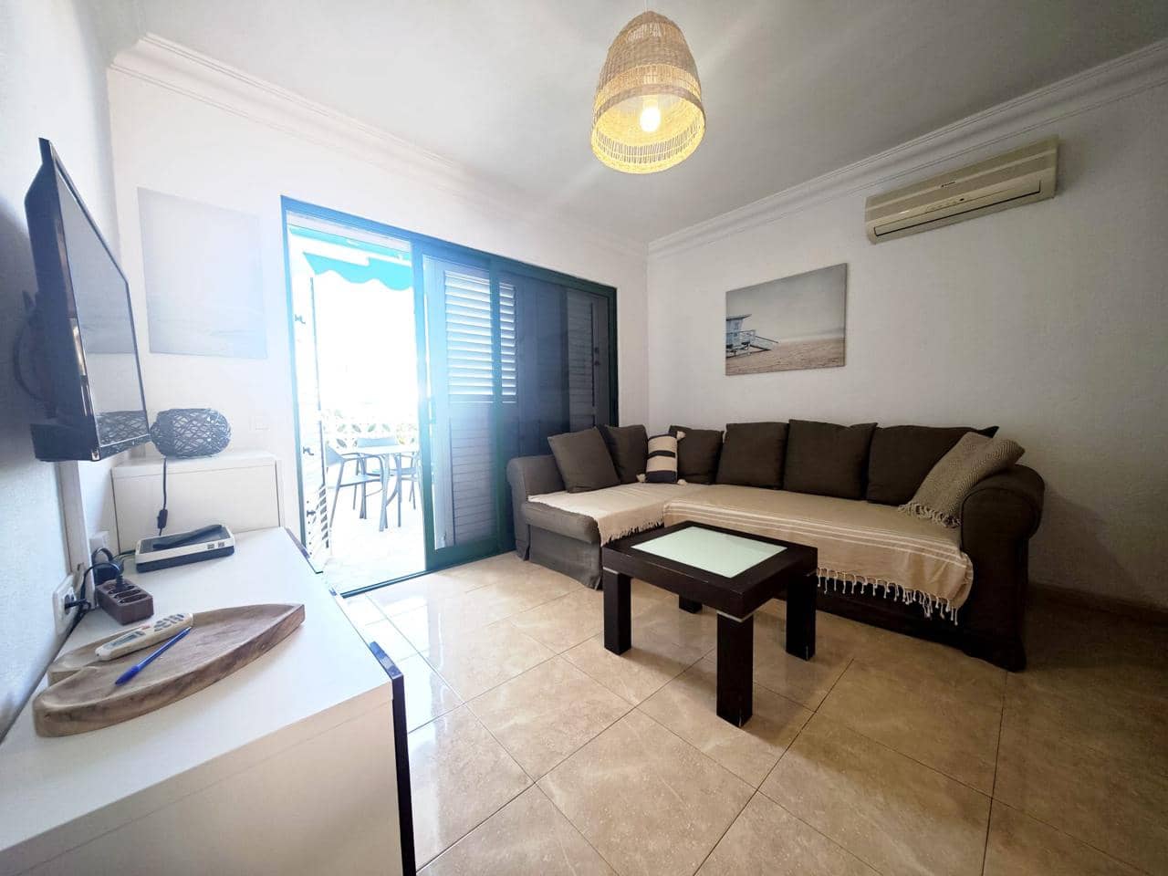 2 slaapkamer Flat te huur in San Agustin met zwembad - € 1.300 (Ref: 9858619)