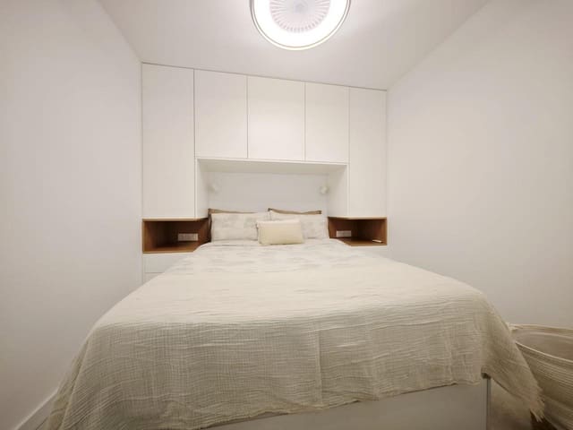 1 makuuhuone Asunto vuokrattavana paikassa San Agustín, San Bartolomé de Tirajana - 1 400 € (Ref: 9858919)