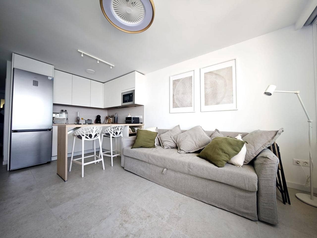 1 makuuhuone Asunto vuokrattavana paikassa San Agustin mukana uima-altaan - 1 400 € (Ref: 9858919)
