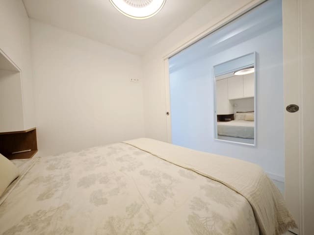 1 makuuhuone Asunto vuokrattavana paikassa San Agustín, San Bartolomé de Tirajana - 1 400 € (Ref: 9858919)