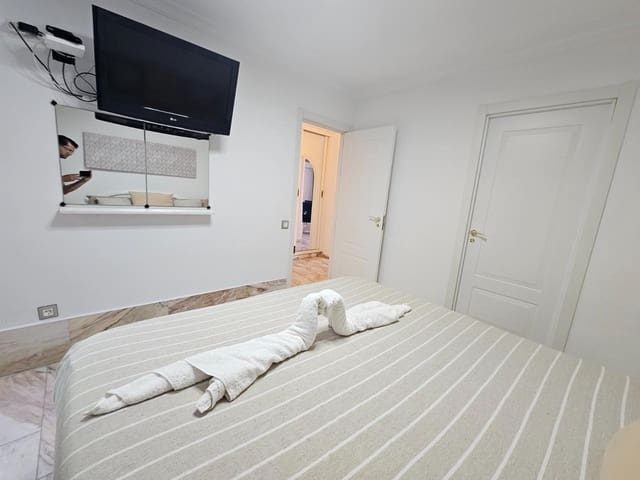 1 sovrum Lägenhet att hyra i Arguineguín, Mogán med pool - 2 100 € (Ref: 9866251)