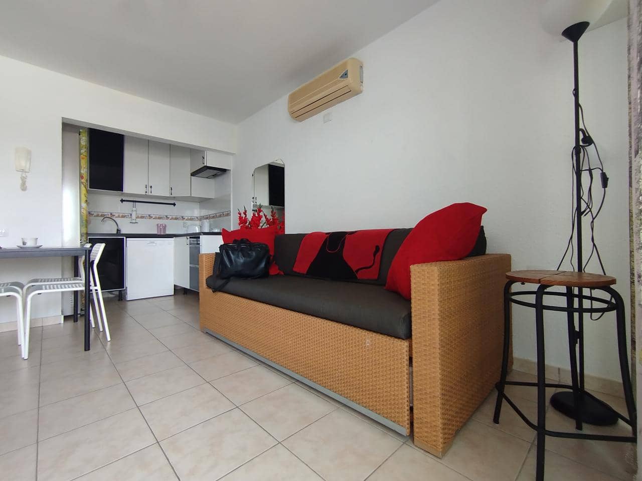2 bedroom Flat for rent in San Agustin with pool - € 1,300 (Ref: 9866253)