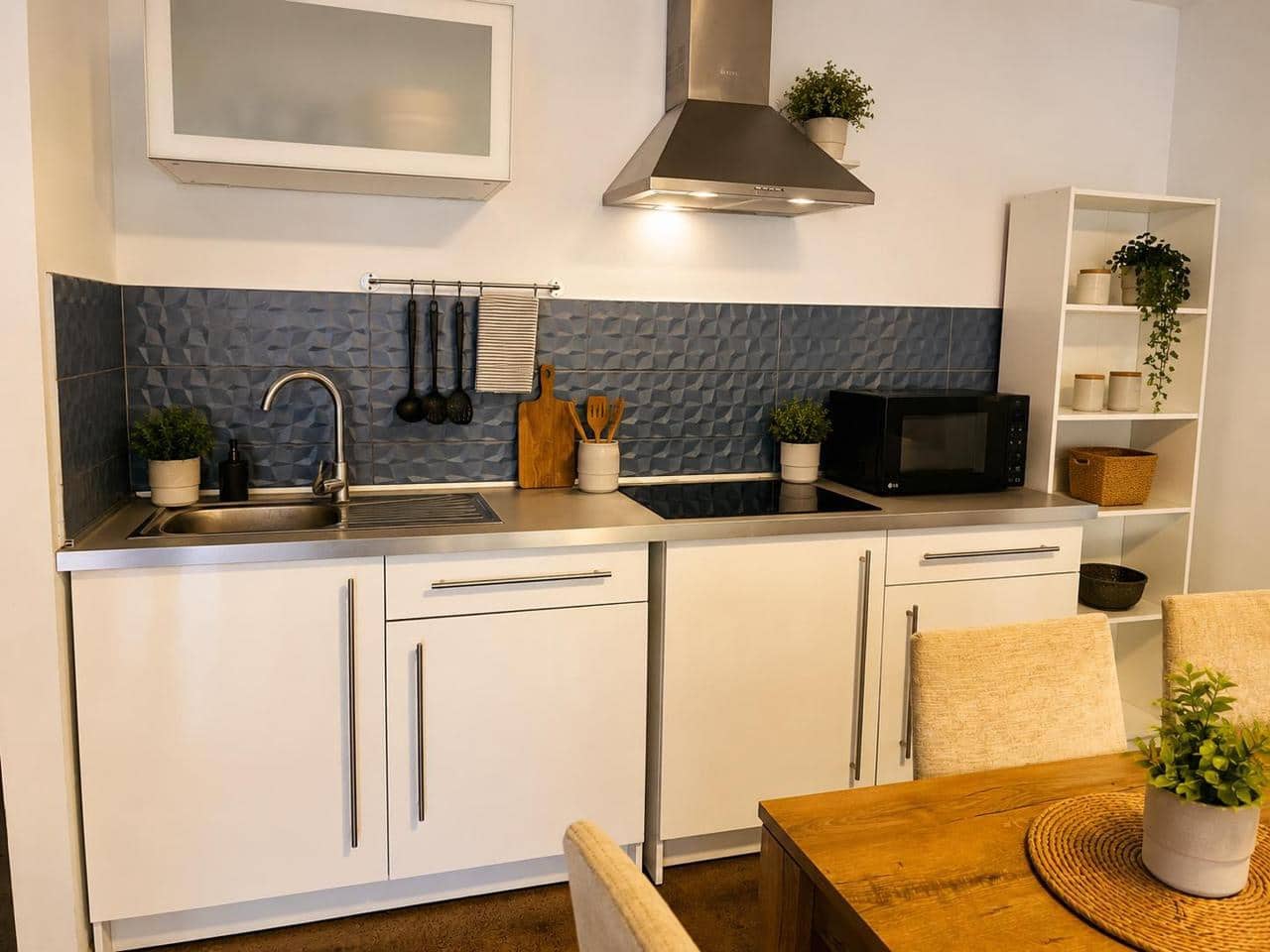 3 makuuhuone Huvila vuokrattavana paikassa Mogan - 1 650 € (Ref: 9874176)