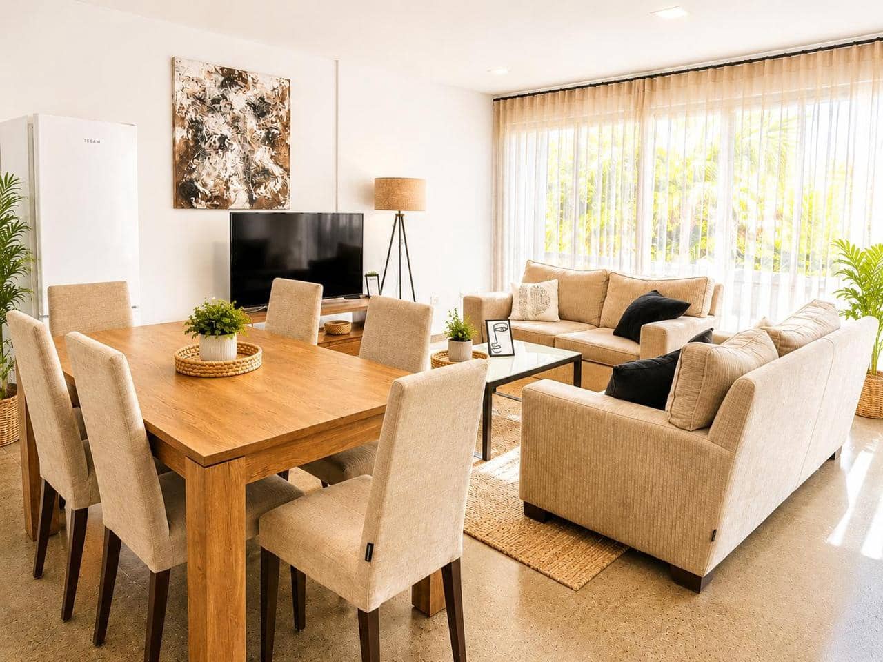 3 makuuhuone Huvila vuokrattavana paikassa Mogan - 1 650 € (Ref: 9874176)