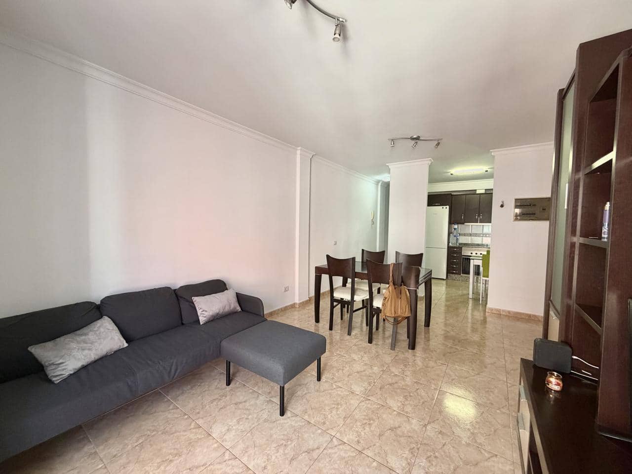 3 soveværelse Lejlighed til leje i Cruce de Arinaga med garage - € 1.100 (Ref: 9877613)