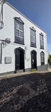 3 bedroom Villa for sale in Santa Cruz de la Palma - € 380,000 (Ref: 9890940)