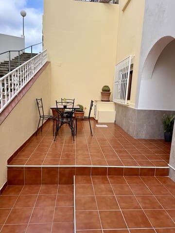 3 bedroom Villa for rent in San Fernando, Moya - € 2,500 (Ref: 9891042)