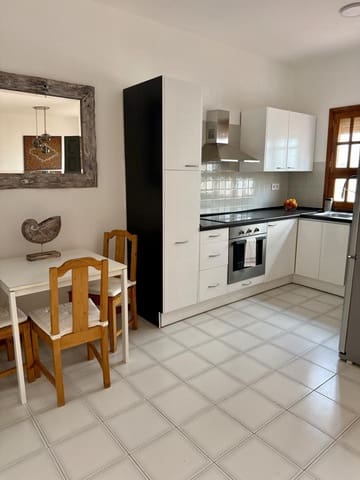 3 bedroom Villa for rent in San Fernando, Moya - € 2,500 (Ref: 9891042)