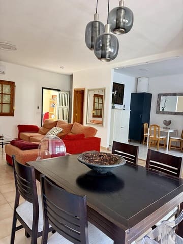 3 bedroom Villa for rent in San Fernando, Moya - € 2,500 (Ref: 9891042)