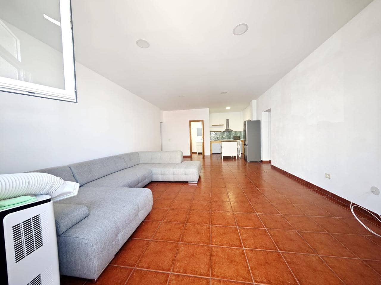 Appartement de 2 chambres à louer à El Tablero - 1 000 € (Ref: 9891152)