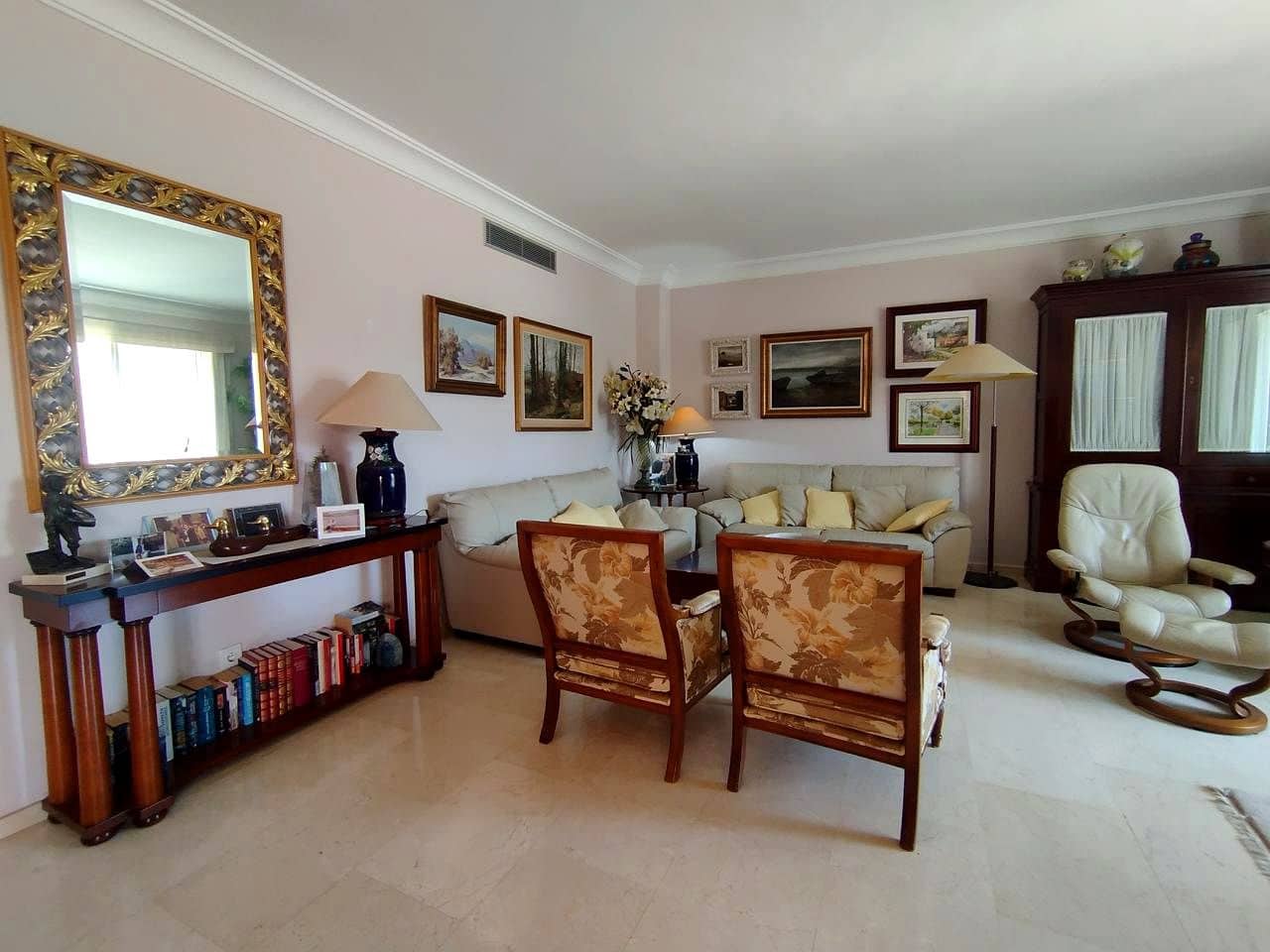 2 bedroom Villa for rent in Meloneras with pool - € 3,750 (Ref: 9895136)