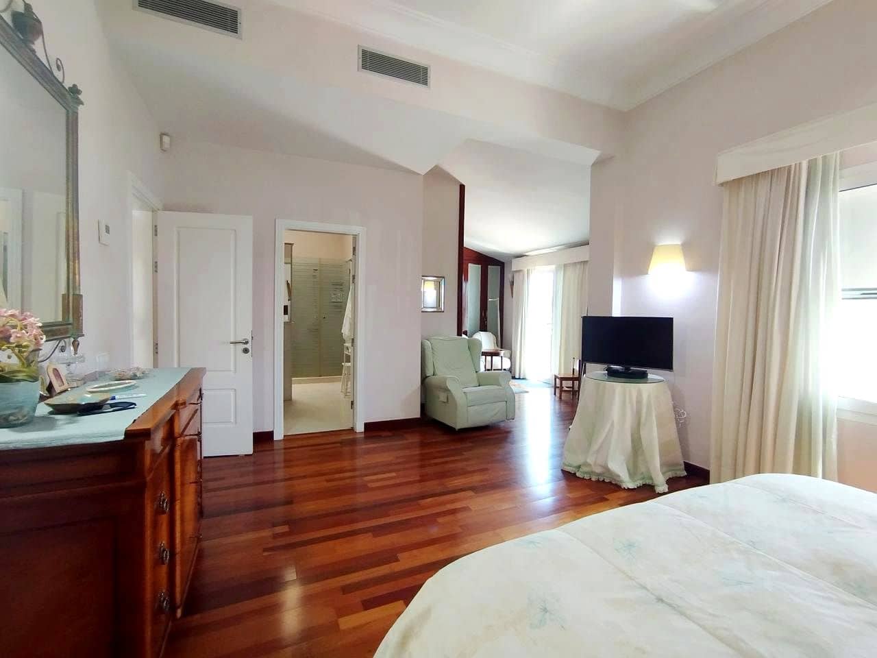2 bedroom Villa for rent in Meloneras with pool - € 3,750 (Ref: 9895136)