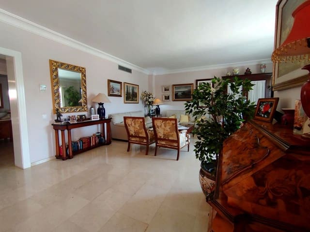 2 bedroom Villa for rent in Meloneras, San Bartolomé de Tirajana with pool - € 3,750 (Ref: 9895136)