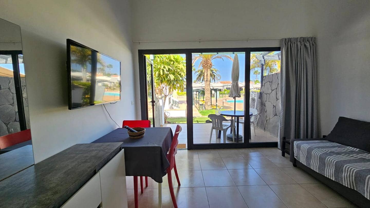 1 soverom Bungalow til leie i Maspalomas med svømmebasseng - € 1 000 (Ref: 9895137)