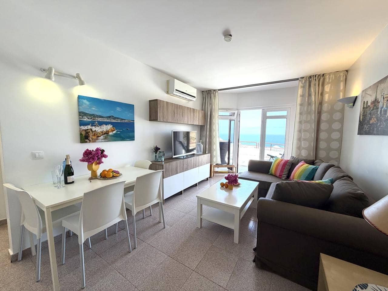 1 bedroom Flat for rent in Puerto Rico with pool - € 1,200 (Ref: 9895138)