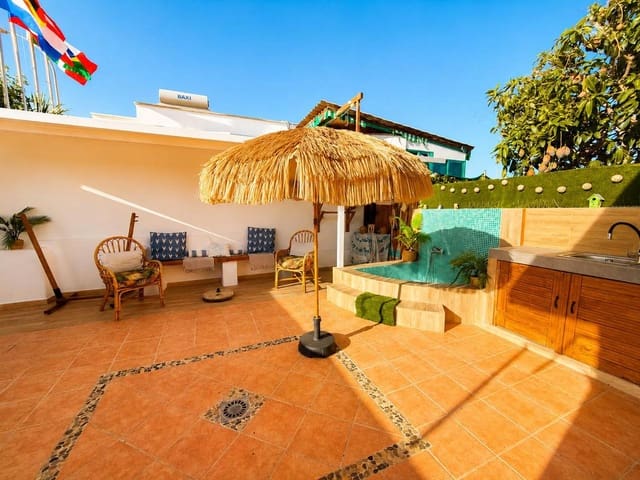 Bungalow de 1 habitación en Sonneland, San Bartolomé de Tirajana en alquiler - 2.350 € (Ref: 9895263)
