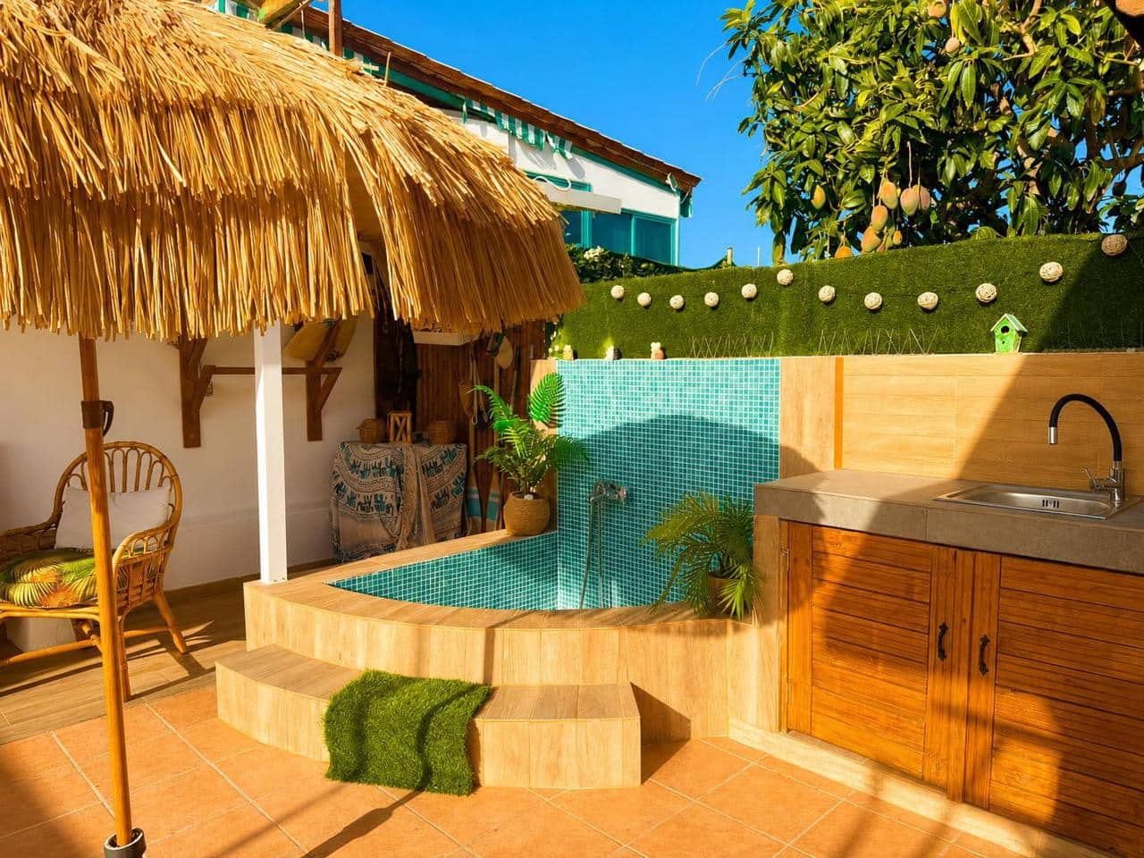 Bungalow de 1 chambre à louer à Sonneland avec piscine - 2 350 € (Ref: 9895263)