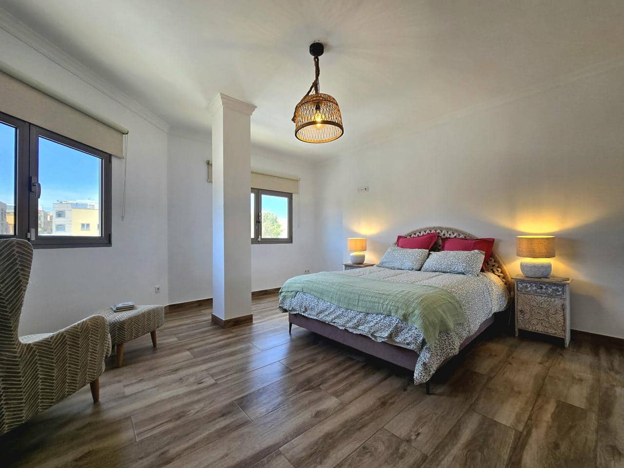 3 bedroom Flat for rent in Arinaga with garage - € 1,500 (Ref: 9895558)