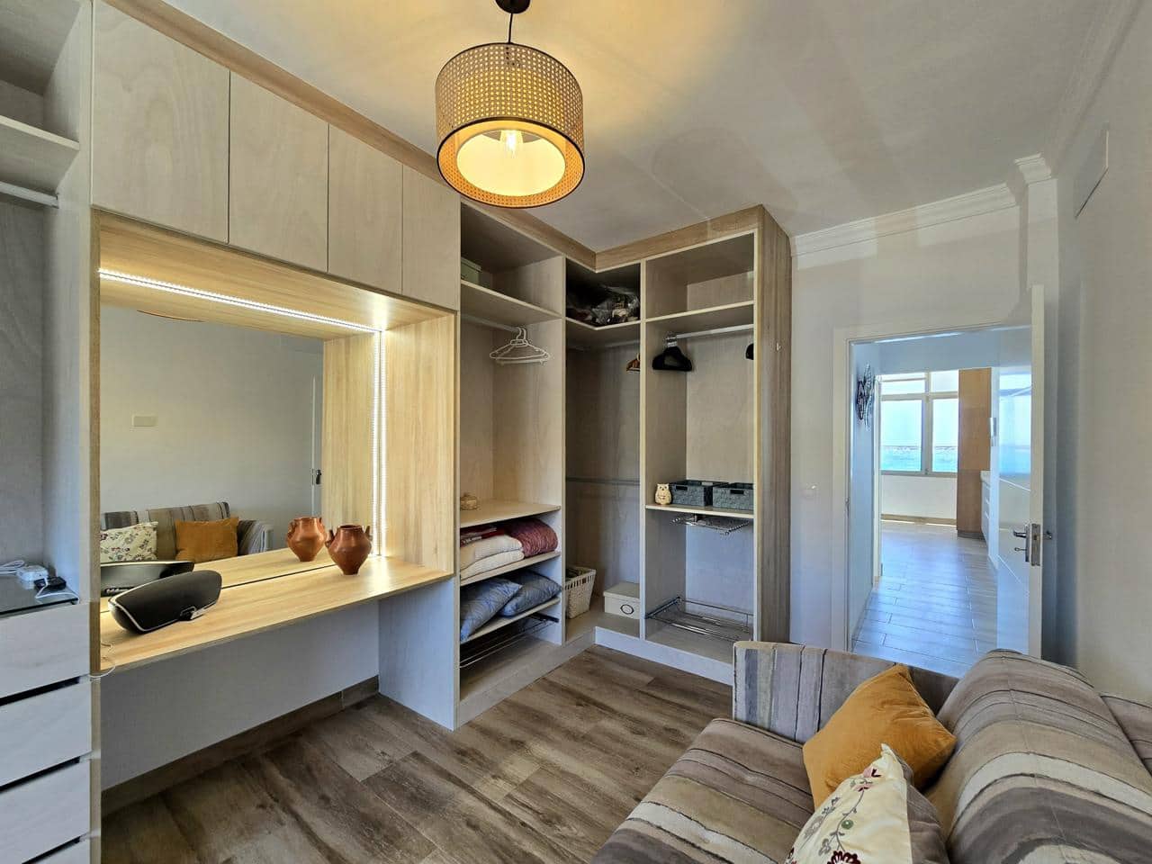 3 bedroom Flat for rent in Arinaga with garage - € 1,500 (Ref: 9895558)