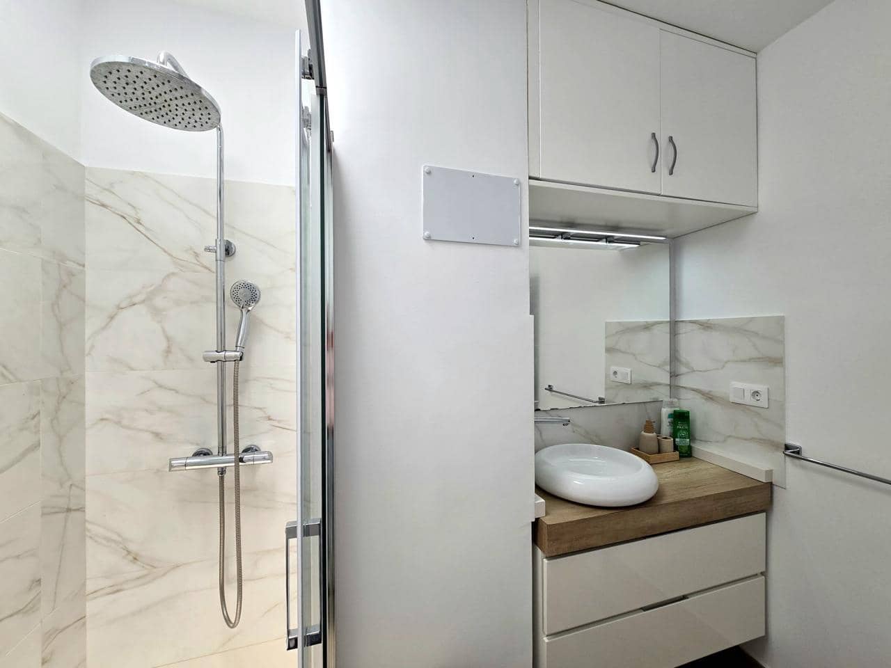 3 bedroom Flat for rent in Arinaga with garage - € 1,500 (Ref: 9895558)