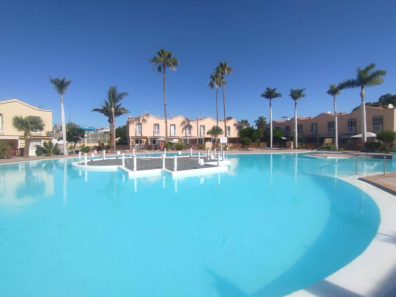 1 sovrum Lägenhet till salu i Maspalomas med pool - 255 000 € (Ref: 9902626)