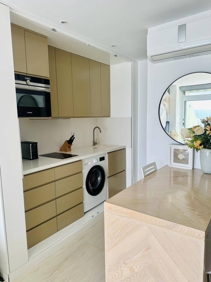 Flat te huur in Las Palmas de Gran Canaria - € 2.500 (Ref: 9902693)