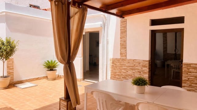 1 bedroom Villa for rent in Sardina, Santa Lucía de Tirajana - € 1,100 (Ref: 9911838)