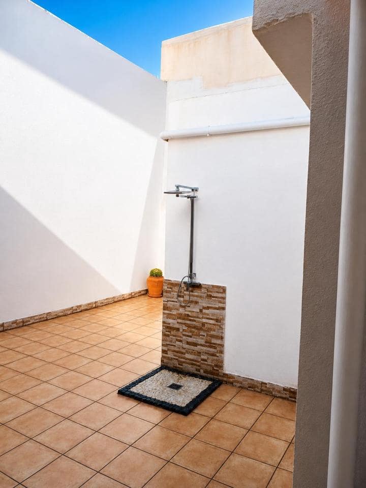 1 bedroom Villa for rent in Sardina - € 1,100 (Ref: 9911838)