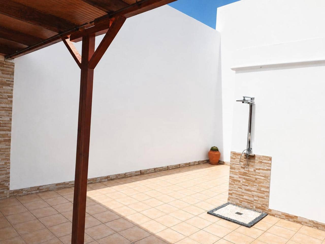 1 bedroom Villa for rent in Sardina - € 1,100 (Ref: 9911838)