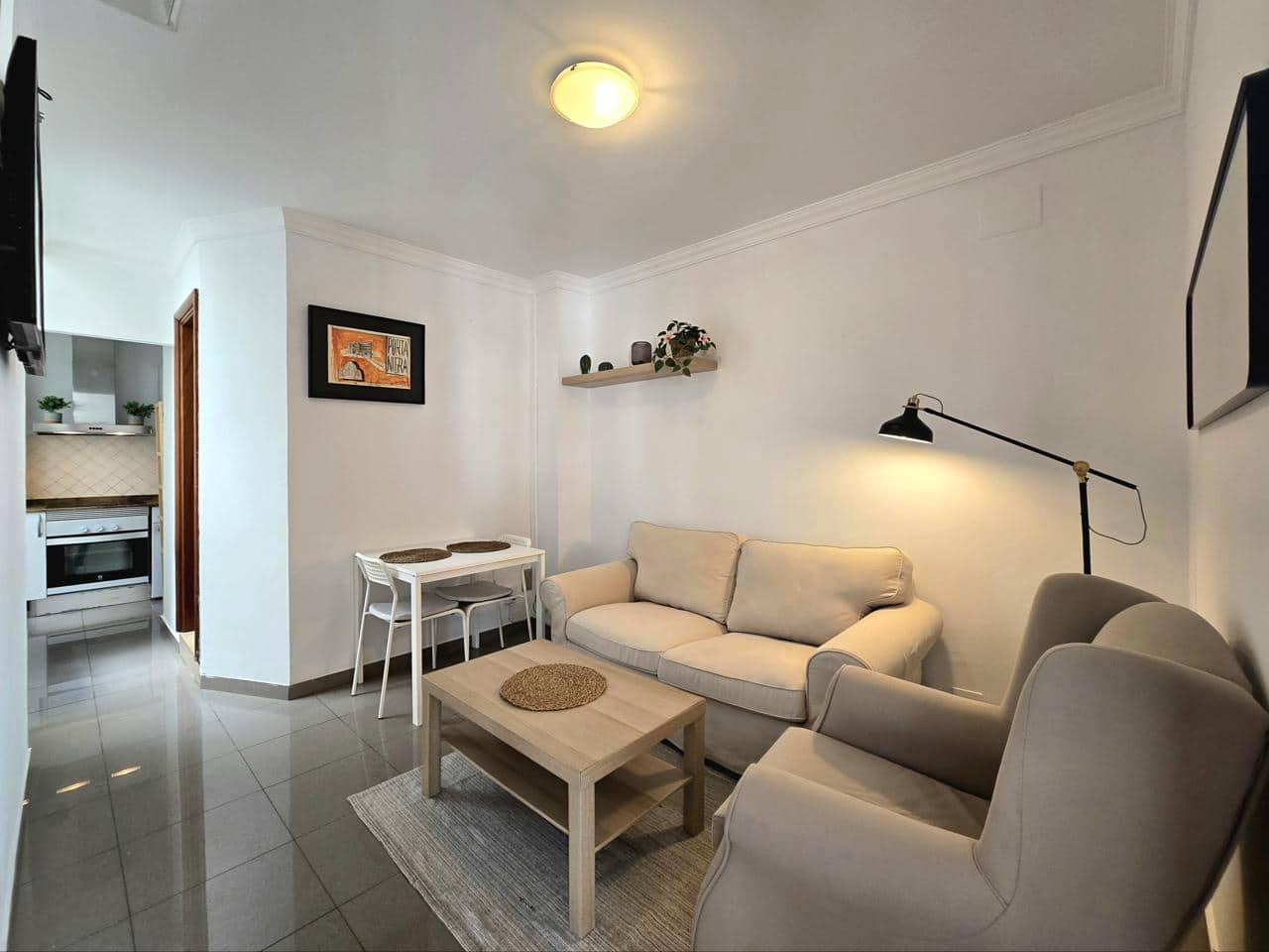 Appartement de 2 chambres à louer à Las Palmas de Gran Canaria - 900 € (Ref: 9922923)