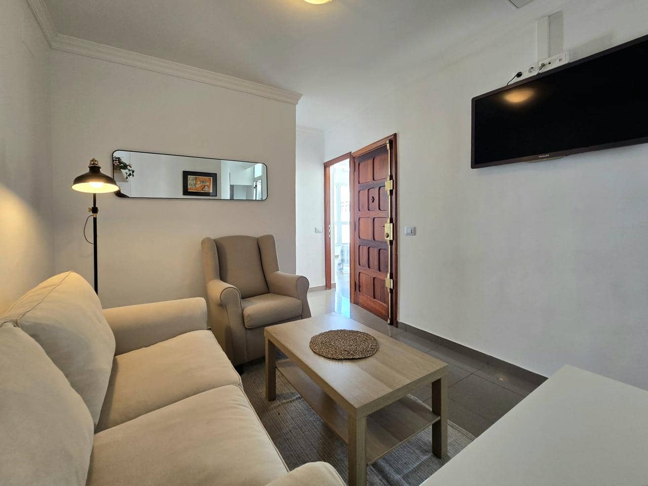 Appartement de 2 chambres à louer à Las Palmas de Gran Canaria - 900 € (Ref: 9922923)