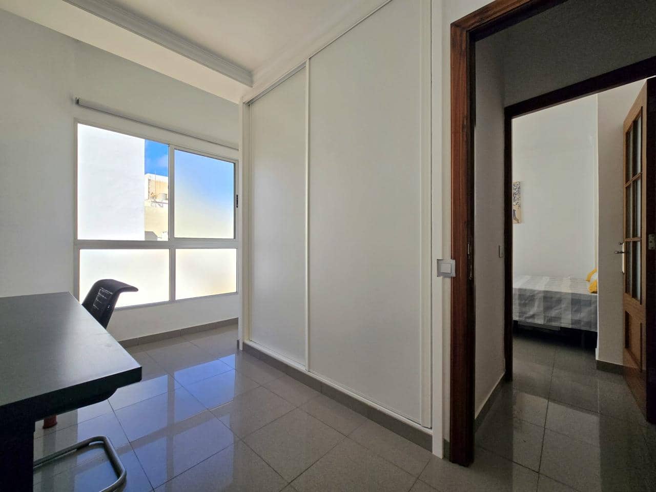 Appartement de 2 chambres à louer à Las Palmas de Gran Canaria - 900 € (Ref: 9922923)