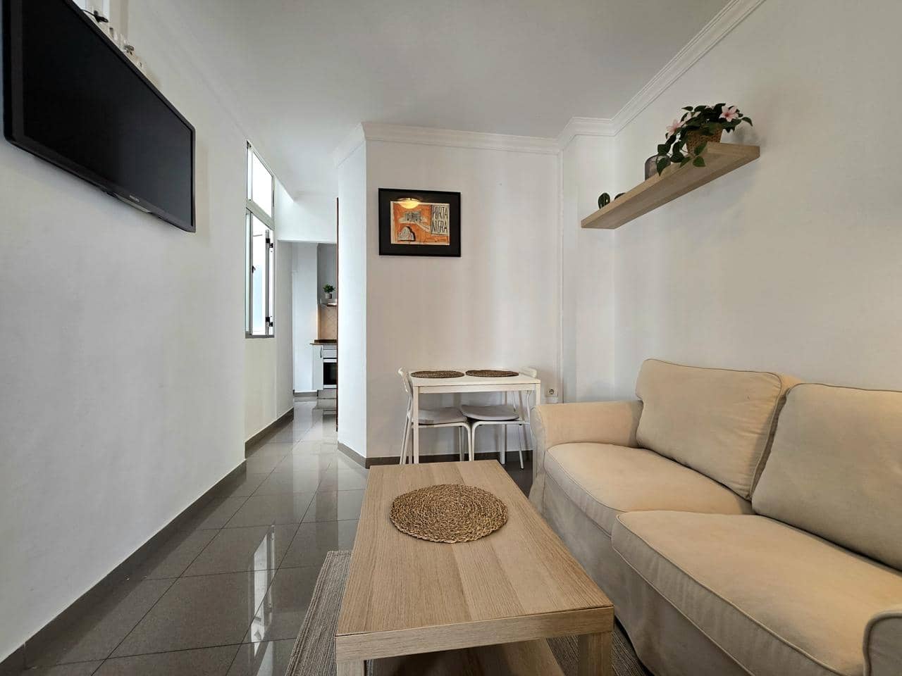 Appartement de 2 chambres à louer à Las Palmas de Gran Canaria - 900 € (Ref: 9922923)