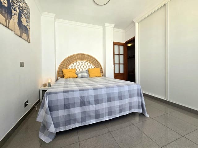 Appartement de 2 chambres à louer à Guanarteme, Las Palmas de Gran Canaria - 900 € (Ref: 9922923)