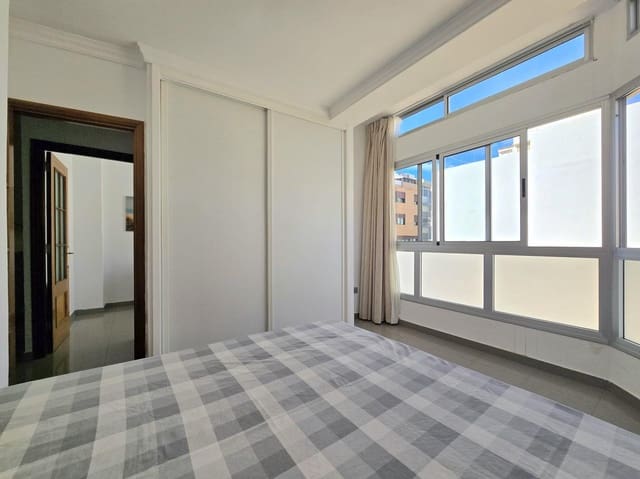 Appartement de 2 chambres à louer à Guanarteme, Las Palmas de Gran Canaria - 900 € (Ref: 9922923)