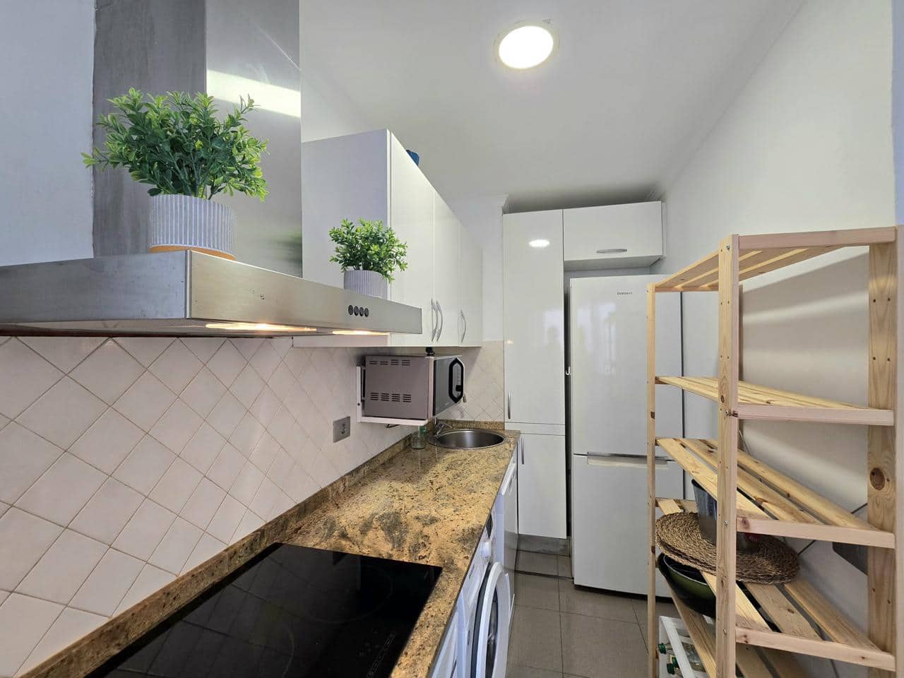 Appartement de 2 chambres à louer à Las Palmas de Gran Canaria - 900 € (Ref: 9922923)