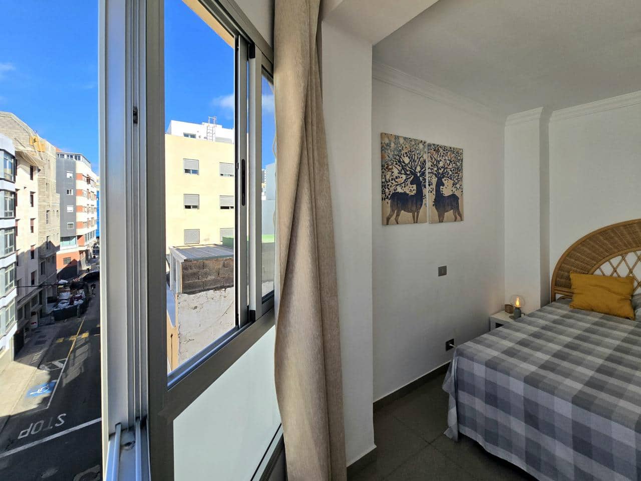 Appartement de 2 chambres à louer à Las Palmas de Gran Canaria - 900 € (Ref: 9922923)