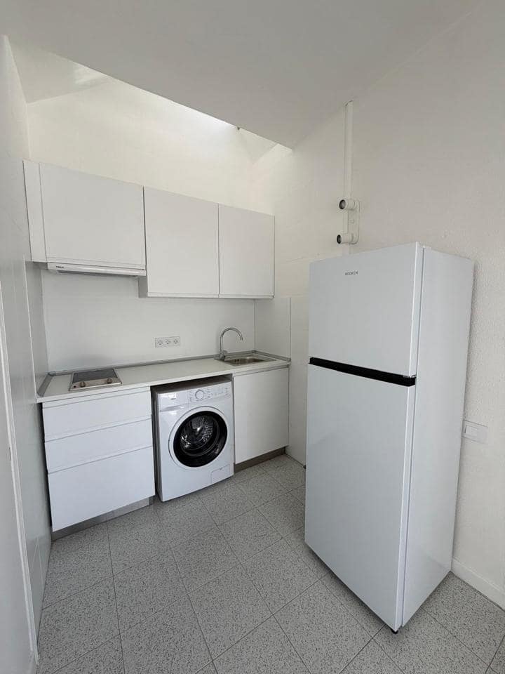 1 sypialnia Bungalow do wynajęcia w Playa del Ingles z basenem - 1 400 € (Ref: 9922926)