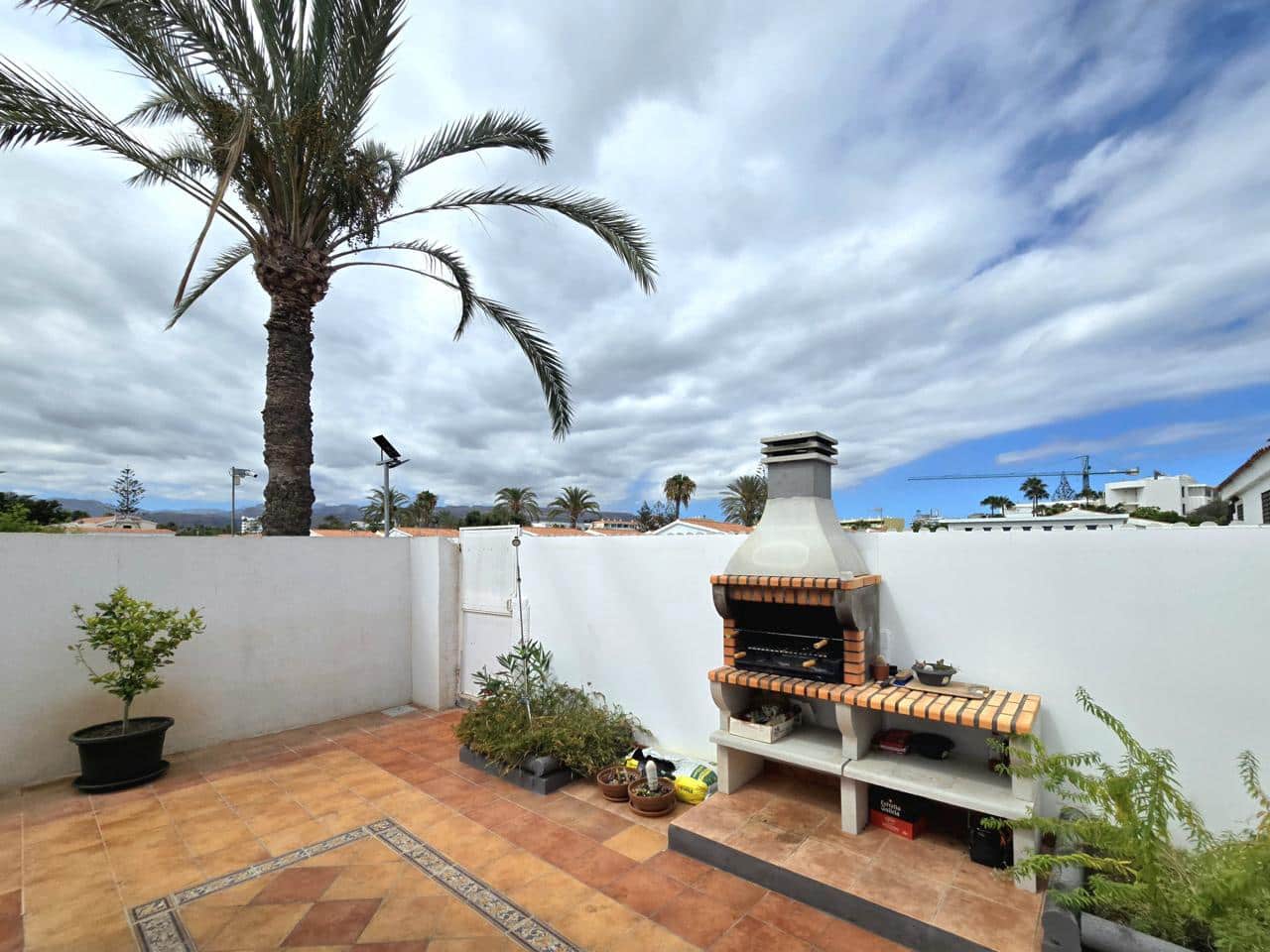 1 bedroom Bungalow for sale in Playa del Ingles with pool - € 420,000 (Ref: 9926460)
