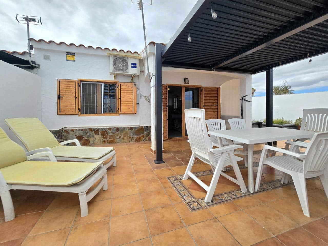 1 bedroom Bungalow for sale in Playa del Ingles with pool - € 420,000 (Ref: 9926460)