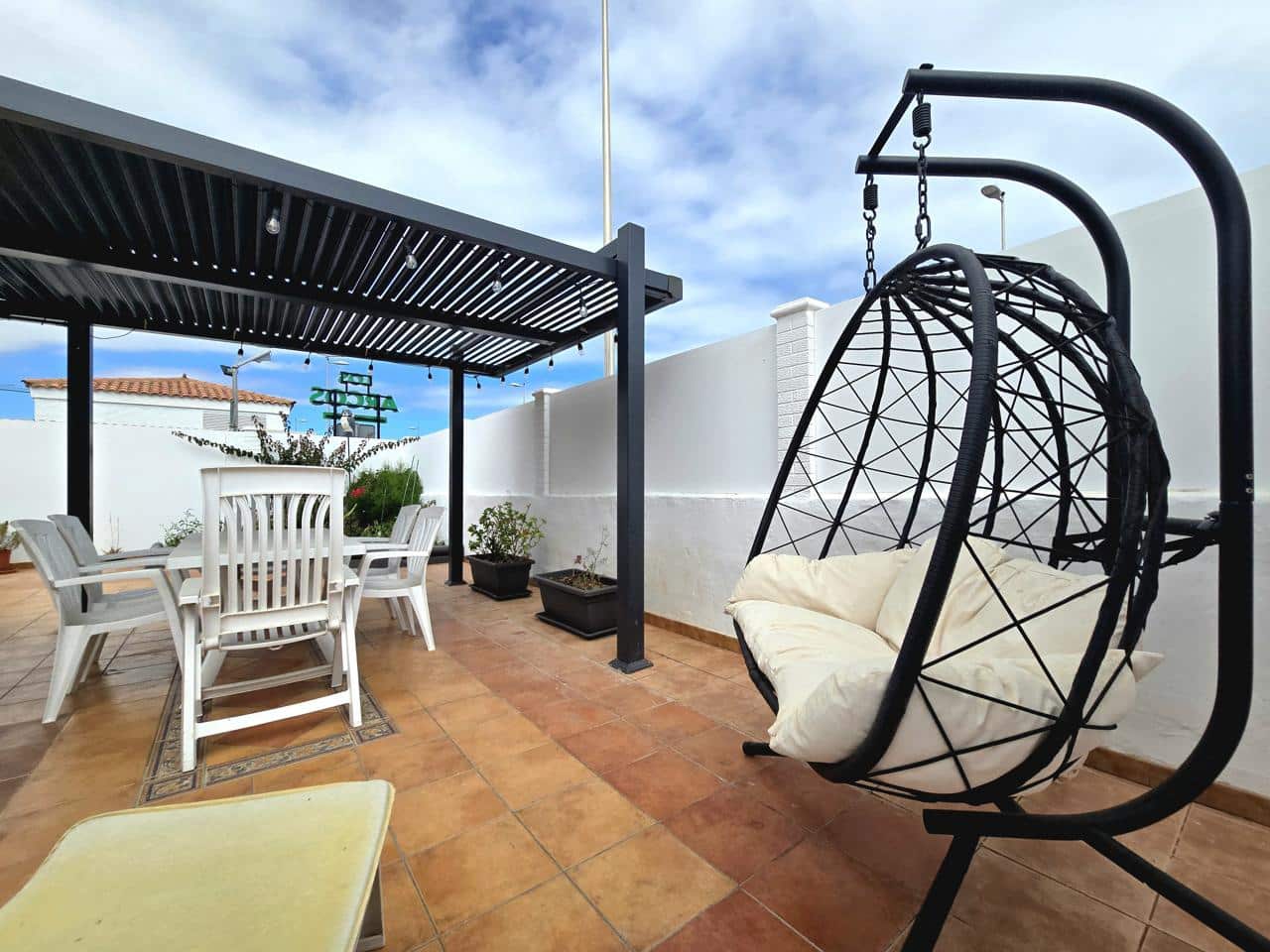 1 bedroom Bungalow for sale in Playa del Ingles with pool - € 420,000 (Ref: 9926460)