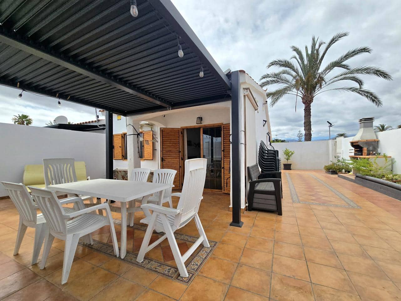 1 bedroom Bungalow for sale in Playa del Ingles with pool - € 420,000 (Ref: 9926460)