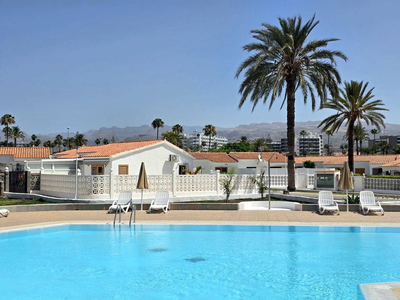1 bedroom Bungalow for sale in Playa del Ingles with pool - € 420,000 (Ref: 9926460)