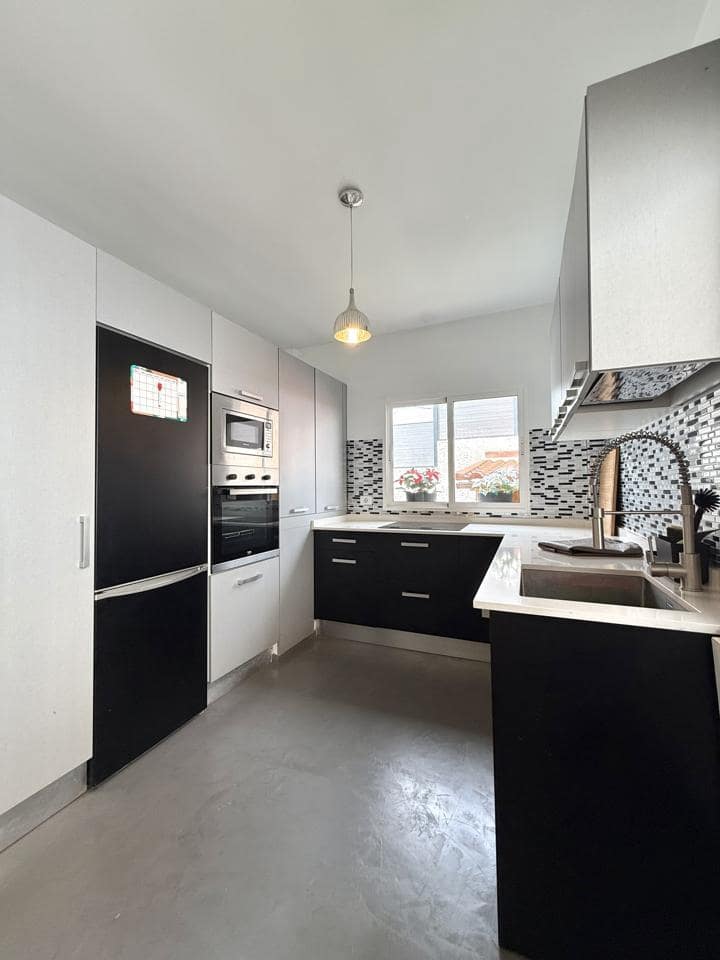 4 bedroom Villa for sale in Las Palmas de Gran Canaria with pool garage - € 485,000 (Ref: 9937121)
