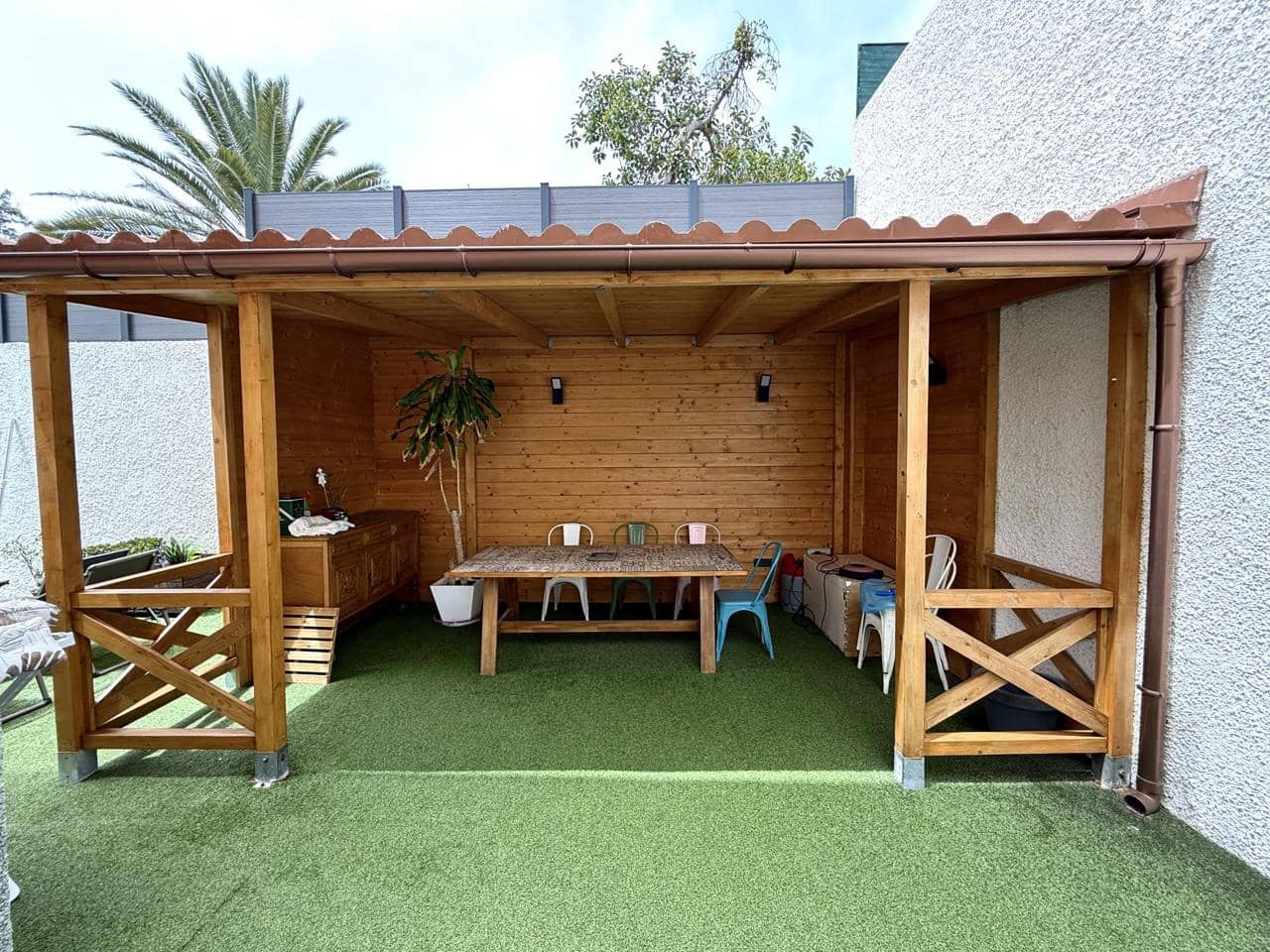 4 bedroom Villa for sale in Las Palmas de Gran Canaria with pool garage - € 485,000 (Ref: 9937121)
