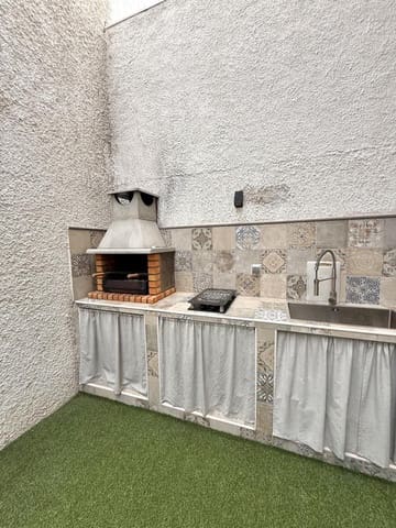 4 slaapkamer Villa te koop in Las Mesas - El Toscón, Las Palmas de Gran Canaria met zwembad garage - € 475.000 (Ref: 9937121)