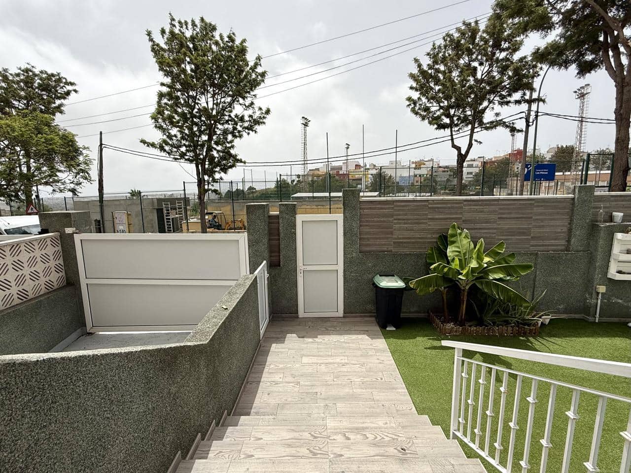 4 bedroom Villa for sale in Las Palmas de Gran Canaria with pool garage - € 485,000 (Ref: 9937121)